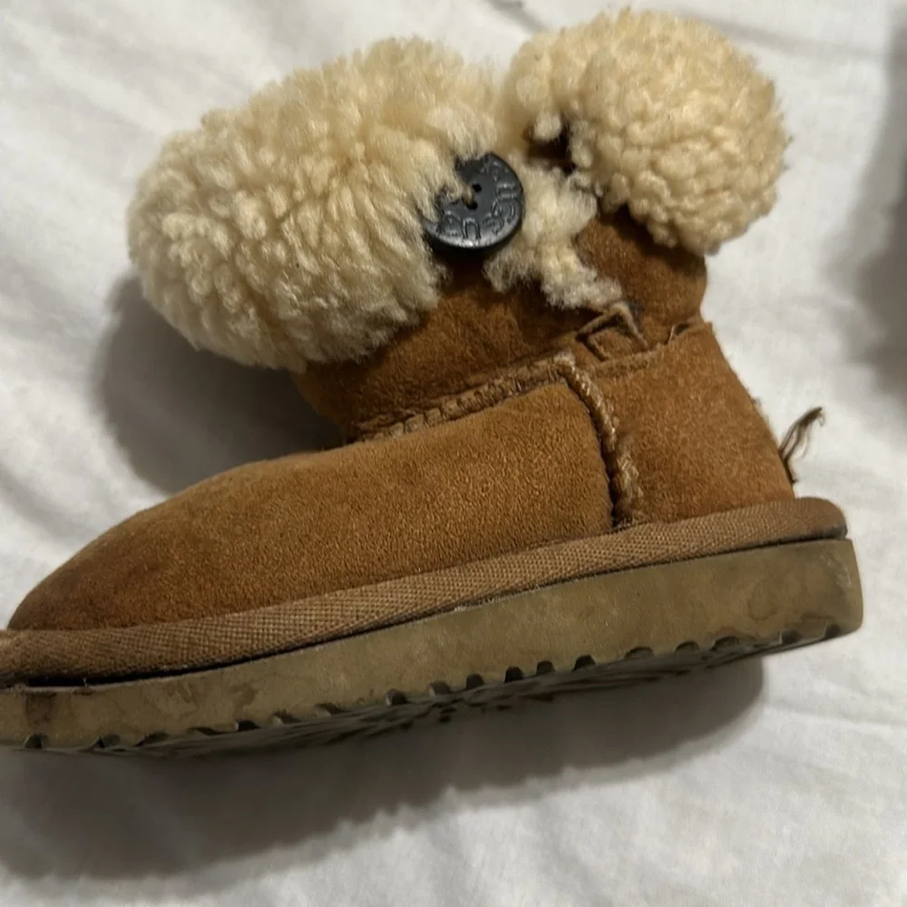 Ugg brown toddler boots